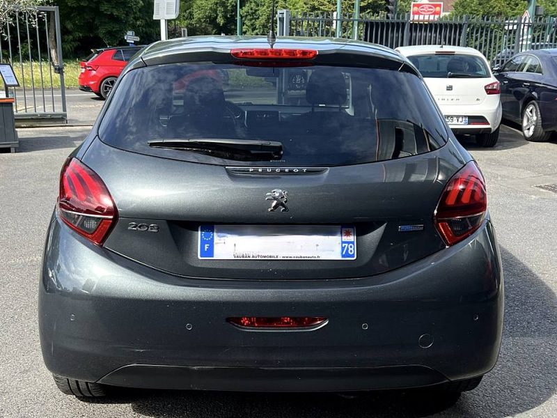 PEUGEOT 208 PHASE 2 II STYLE 1.2 82 Cv ECRAN GPS TACTILE / 29 700 Kms CRIT AIR 1 - GARANTIE 1 AN