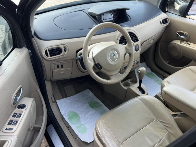 RENAULT MODUS INITIALE 1.6 115 Cv BOITE AUTOMATIQUE CUIR TOIT PANO REGULATEUR CRIT AIR 2 Garantie1an