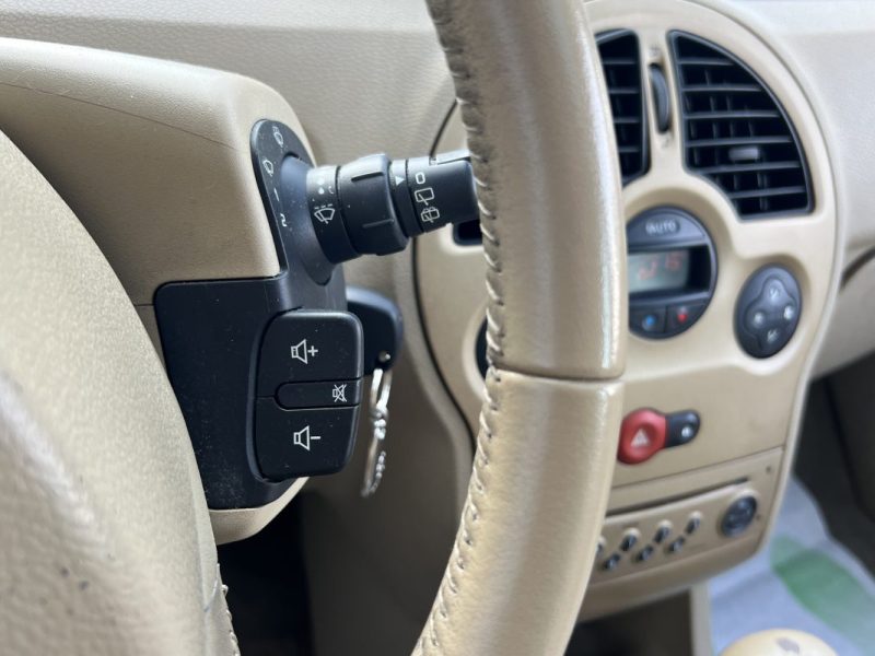 RENAULT MODUS INITIALE 1.6 115 Cv BOITE AUTOMATIQUE CUIR TOIT PANO REGULATEUR CRIT AIR 2 Garantie1an