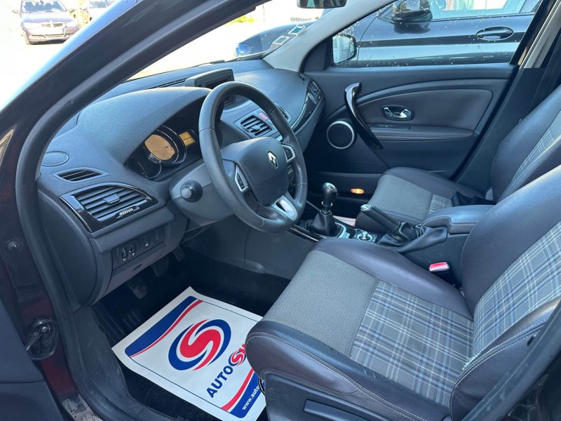 RENAULT MEGANE 3 ESTATE BREAK 130cv BOITE 6 GARANTIE 12 MOIS 