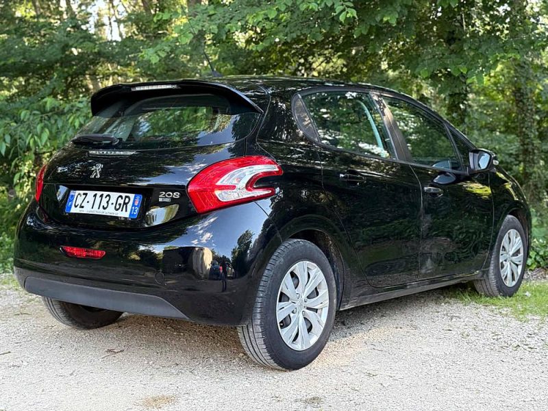 PEUGEOT 208 1.4 HDI 68 ACTIVE BVA 5P