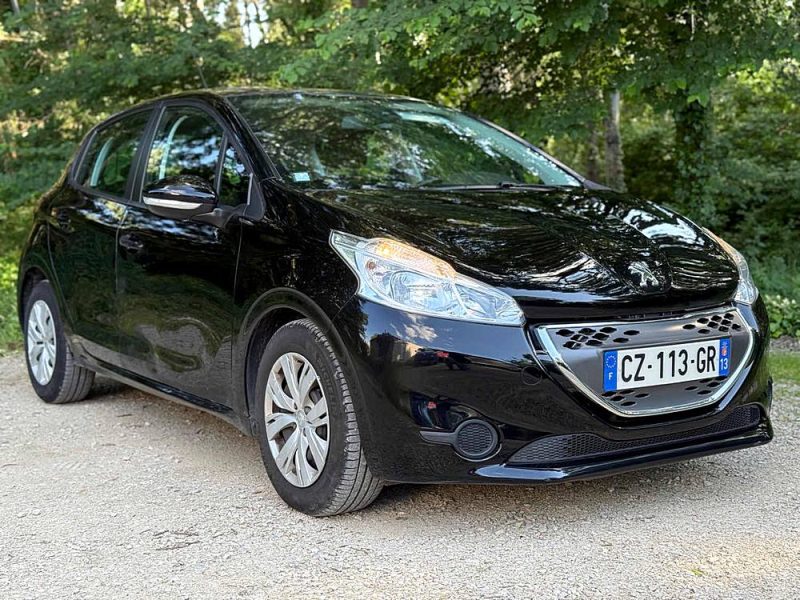 PEUGEOT 208 1.4 HDI 68 ACTIVE BVA 5P