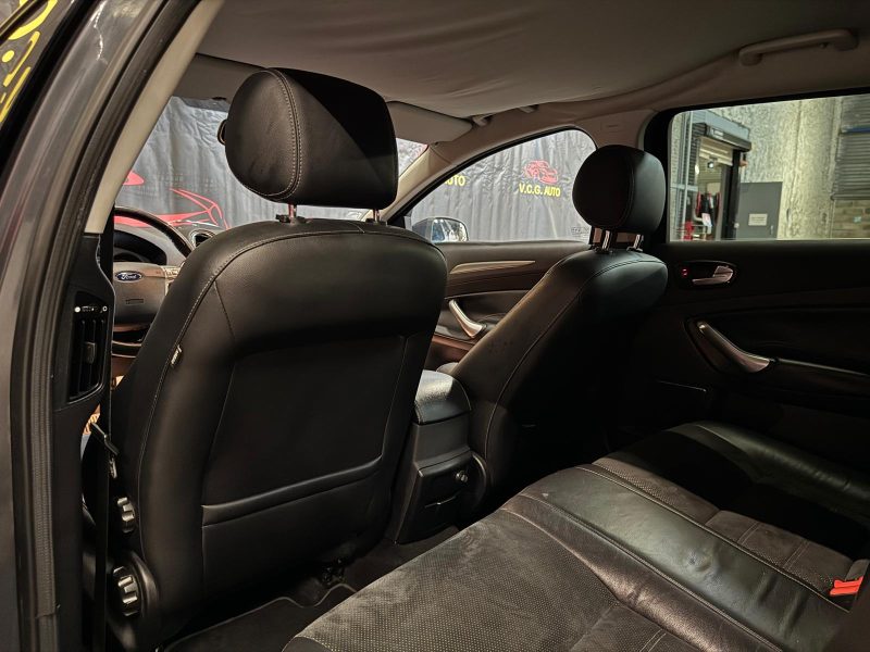FORD MONDEO SW 2.0 TDCI 140 Titanium 
