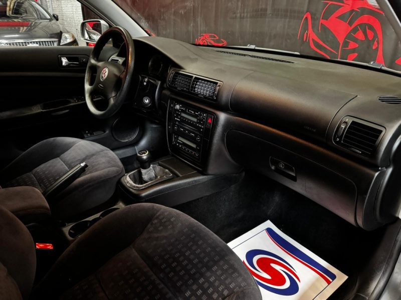 VOLKSWAGEN PASSAT 1.9 TDI 130