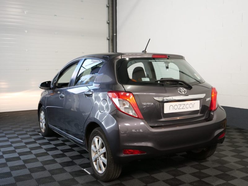 TOYOTA YARIS 2013
