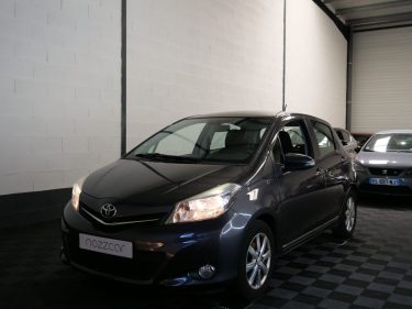 TOYOTA YARIS 2013