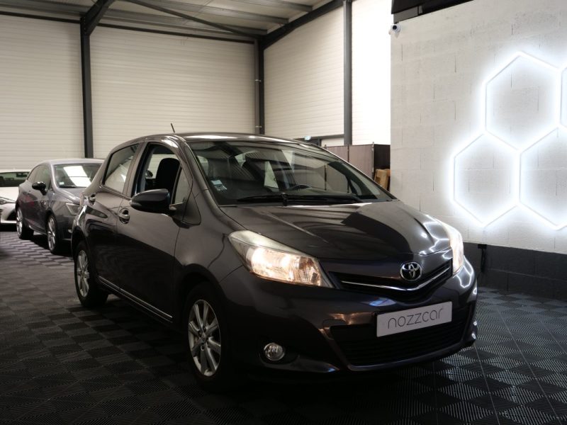 TOYOTA YARIS 2013