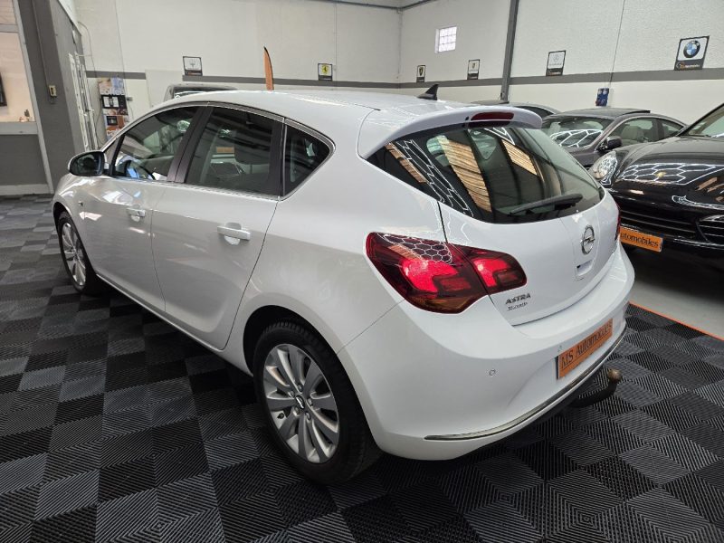 OPEL ASTRA 2015