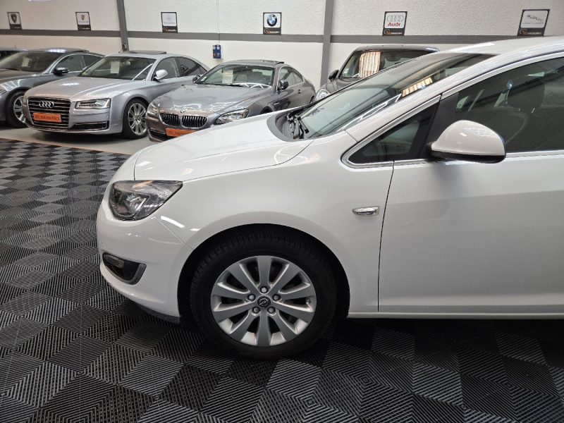 OPEL ASTRA 2015