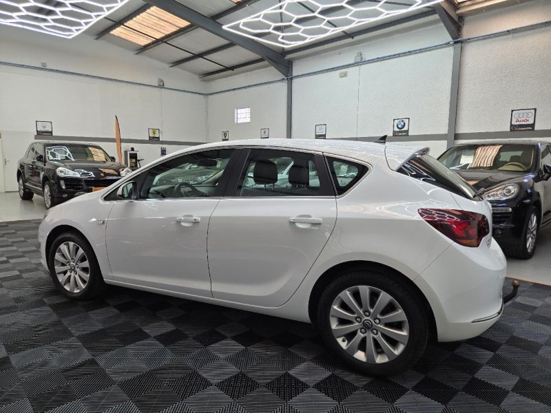 OPEL ASTRA 2015