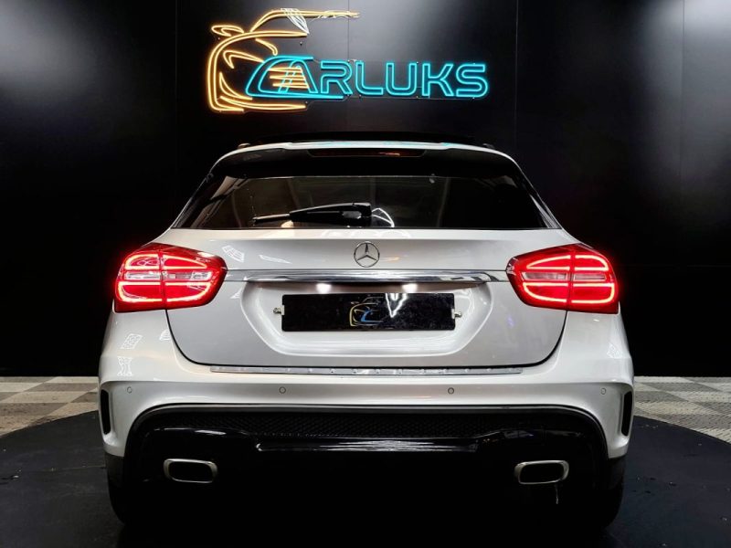 MERCEDES-BENZ GLA 220 CDI 163 cv FASCINATION 4MATIC 7G-DCT