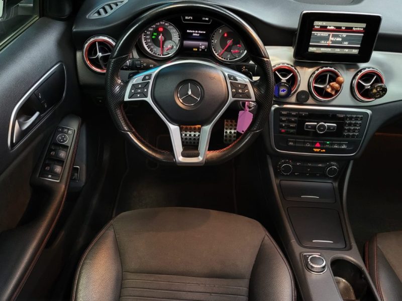 MERCEDES-BENZ GLA 220 CDI 163 cv FASCINATION 4MATIC 7G-DCT