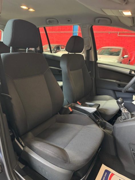 OPEL ZAFIRA 1.9 CDTI 100 Enjoy 