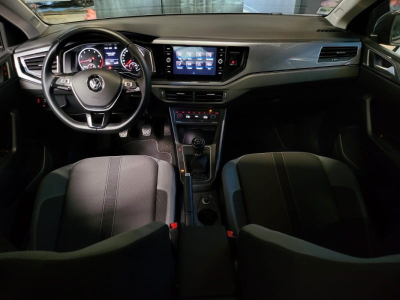 VOLKSWAGEN POLO VI 1.0 TSI 95CH R-LINE / 1ERE MAIN / TOIT OUVRANT / LUMIERE D'AMBIANCE / RADAR RECUL