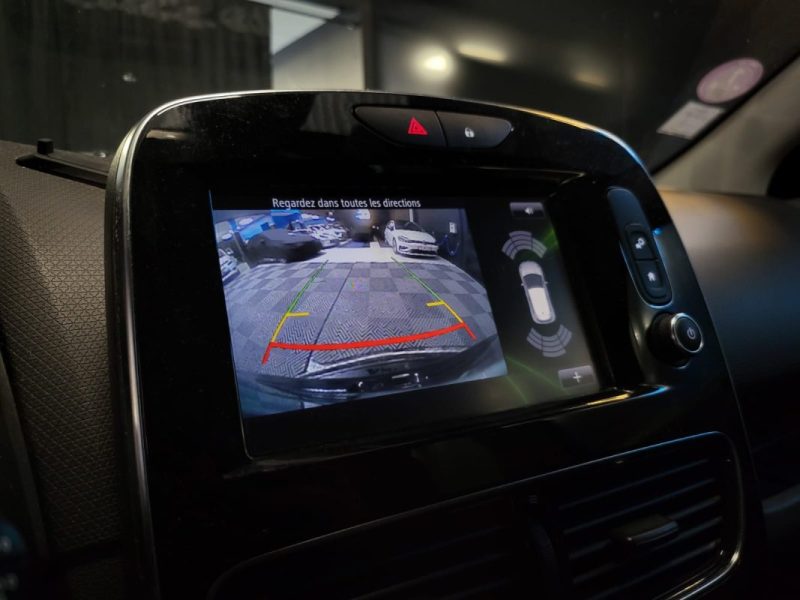 RENAULT CLIO IV RS TROPHY 220cv 1.6 LIGNE AKRAPOVIC 