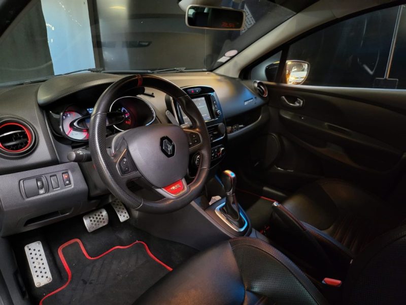 RENAULT CLIO IV RS TROPHY 220cv 1.6 LIGNE AKRAPOVIC 