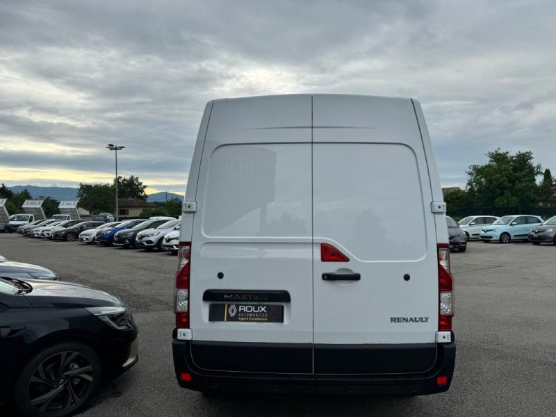 RENAULT MASTER 2023