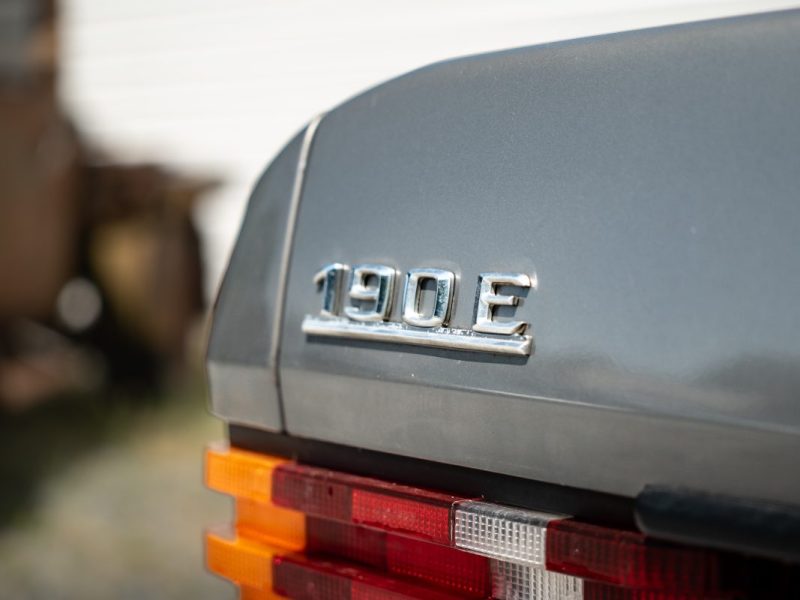 MERCEDES 190 1987