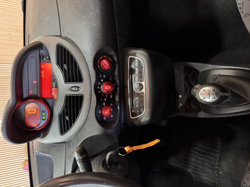 RENAULT TWINGO 2010