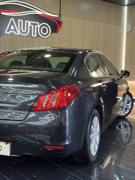 PEUGEOT 508 2012