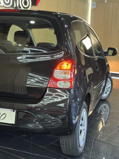 RENAULT TWINGO 2010