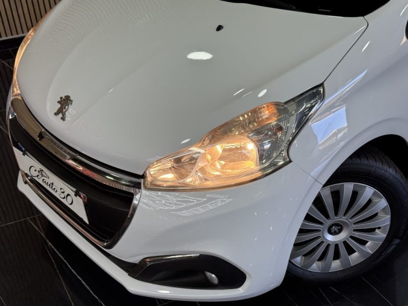 PEUGEOT 208 1.2 VTI 82cv 2016