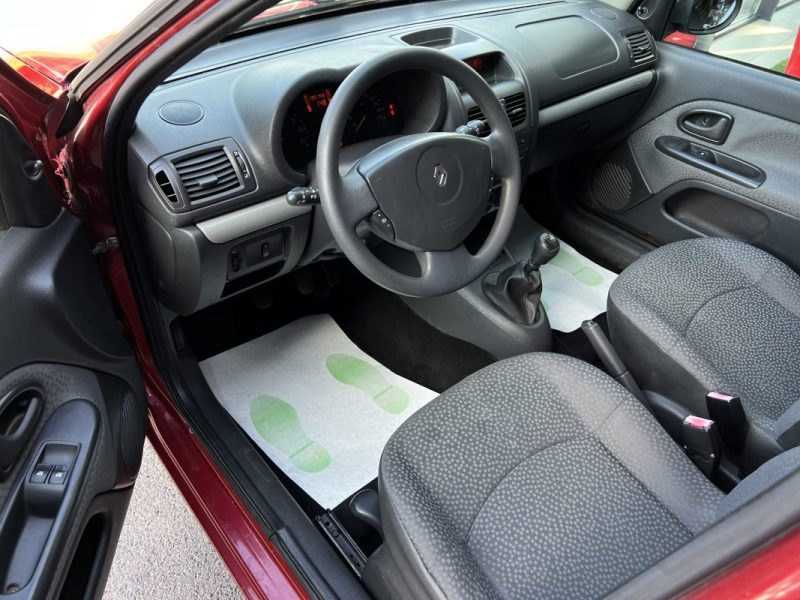 RENAULT CLIO 2 II PHASE 2 CAMPUS 1.2 75 Cv 1ERE MAIN / 5 PORTES BLUETOOTH CRIT AIR 1 - GARANTIE 1 AN