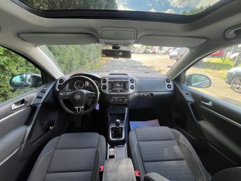 VOLKSWAGEN TIGUAN 2014
