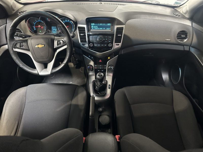 CHEVROLET CRUZE 1.8 16v 141 LTZ