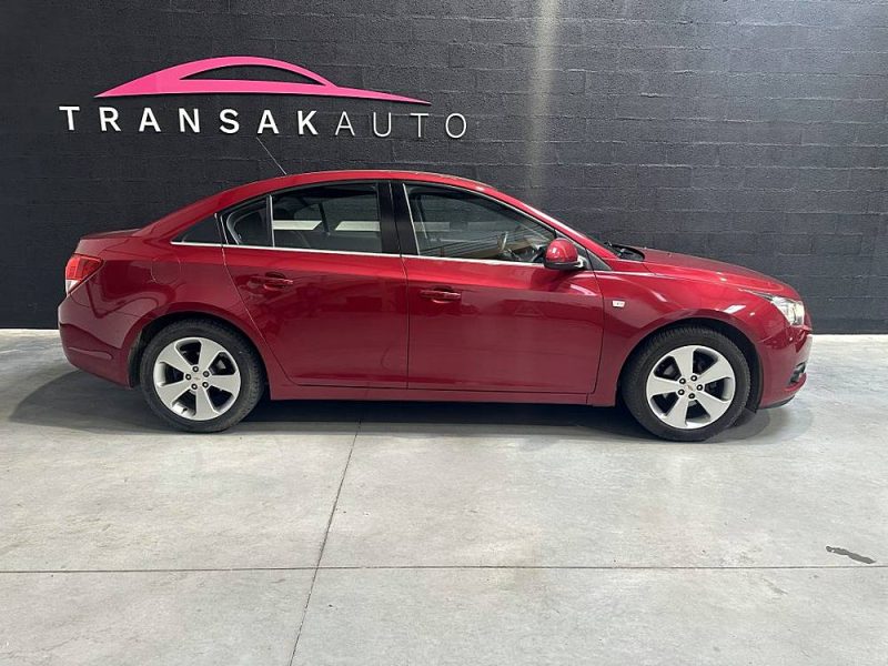 CHEVROLET CRUZE 1.8 16v 141 LTZ