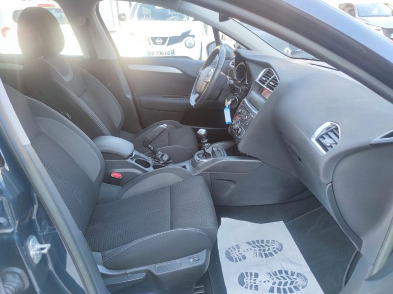 CITROEN C4 Confort e-HDi 115