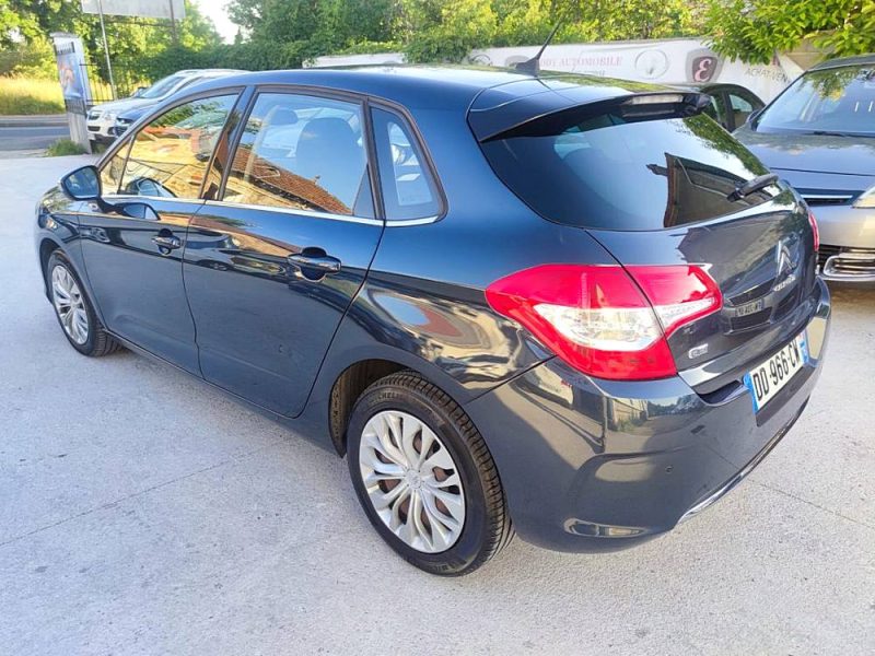 CITROEN C4 Confort e-HDi 115