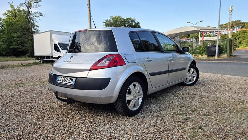 RENAULT MEGANE 2005