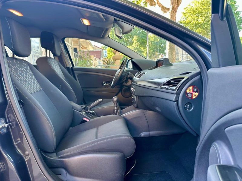 RENAULT MEGANE III 2013