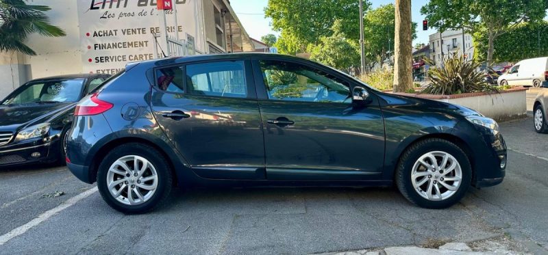 RENAULT MEGANE III 2013