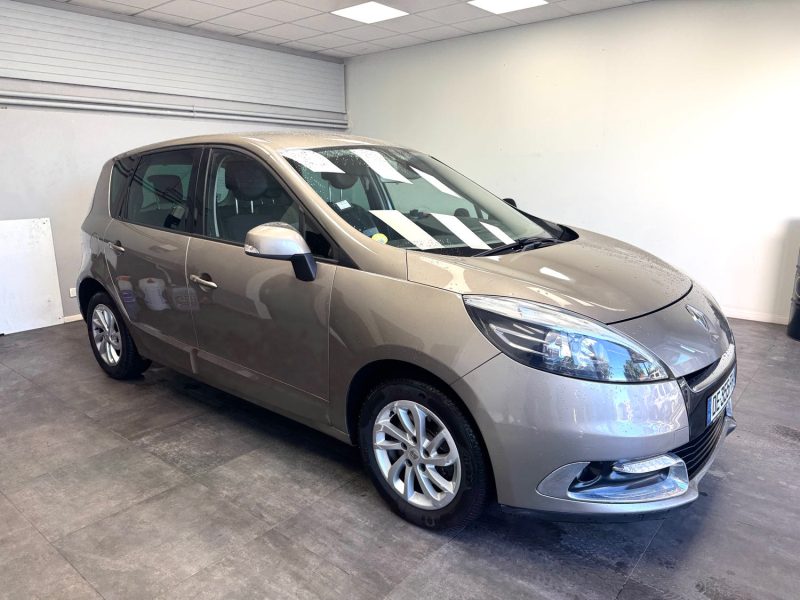RENAULT MEGANE SCENIC 2013