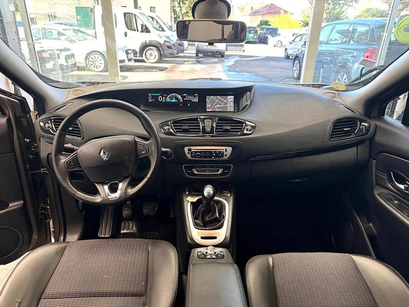 RENAULT MEGANE SCENIC 2013