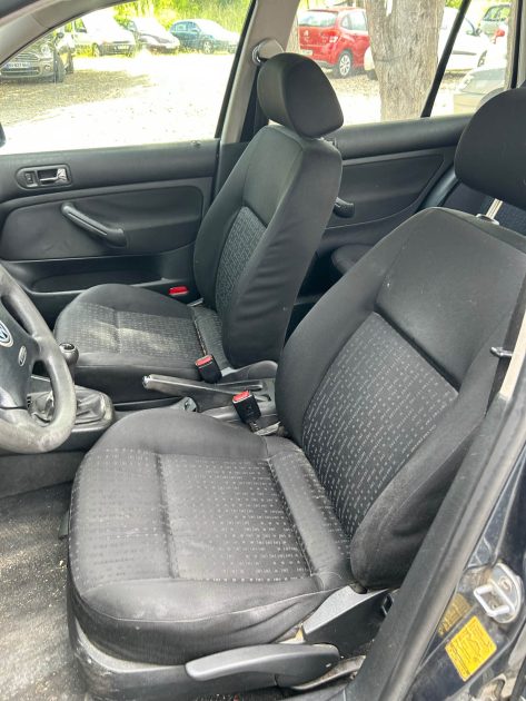 VOLKSWAGEN GOLF 2001