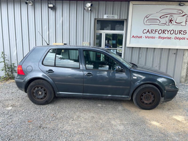 VOLKSWAGEN GOLF 2001
