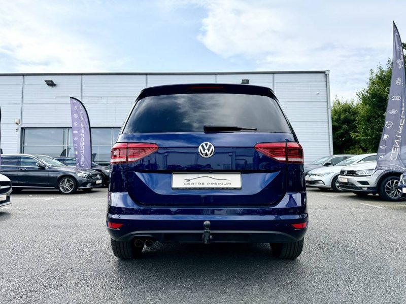 VOLKSWAGEN TOURAN 2020
