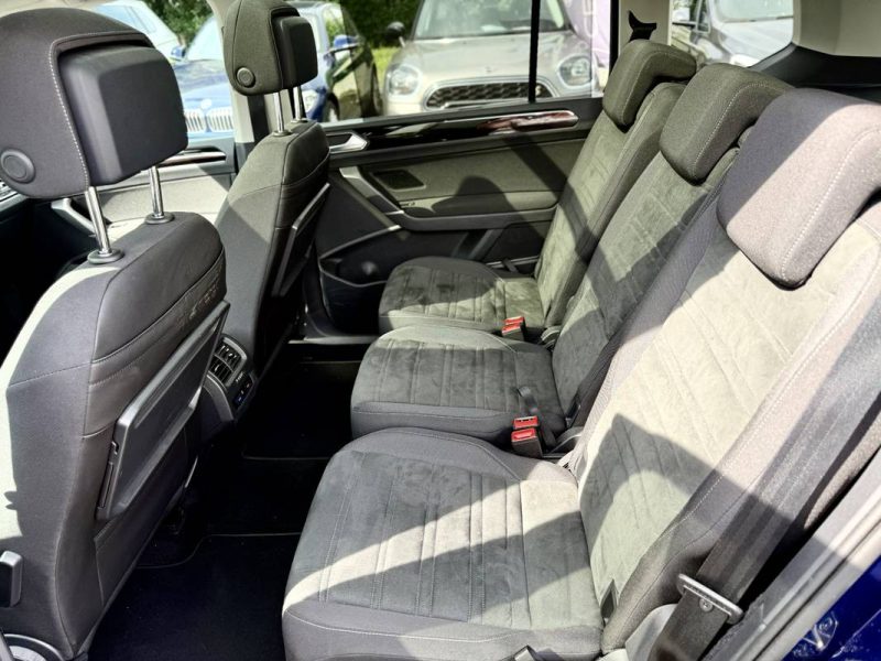 VOLKSWAGEN TOURAN 2020