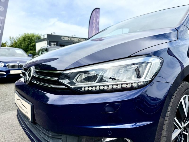 VOLKSWAGEN TOURAN 2020