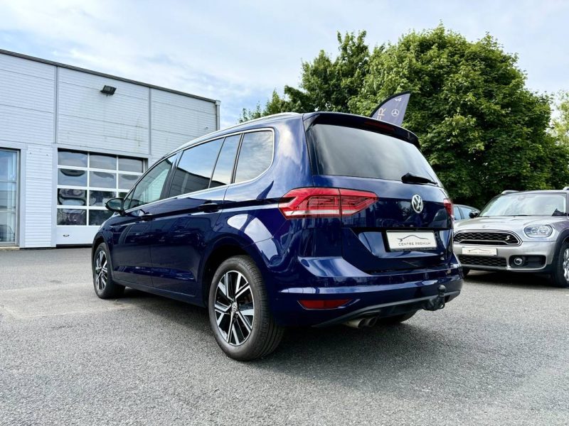 VOLKSWAGEN TOURAN 2020
