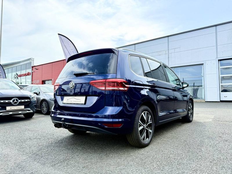 VOLKSWAGEN TOURAN 2020