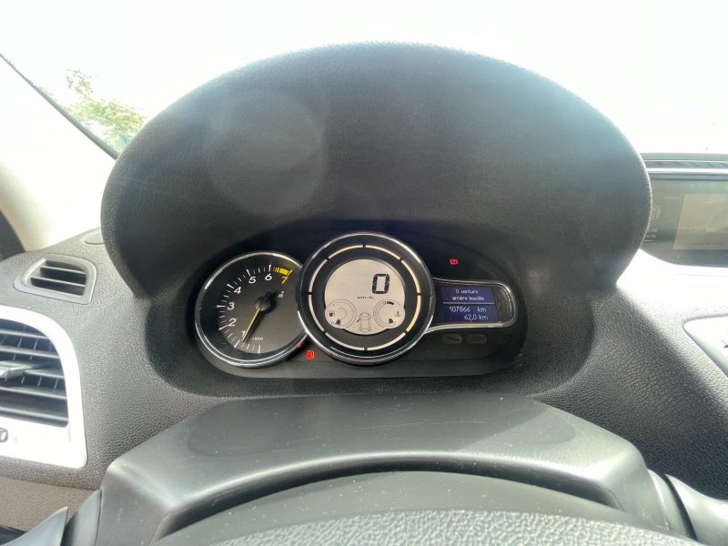 RENAULT MEGANE 2014 3 PHASE 3 1.2i - 16V TURBO TCE 130 CRIT'AIR 1