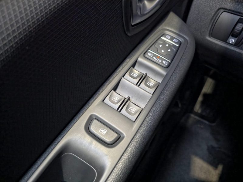 RENAULT CLIO IV TCe 120 Energy EDC Intens