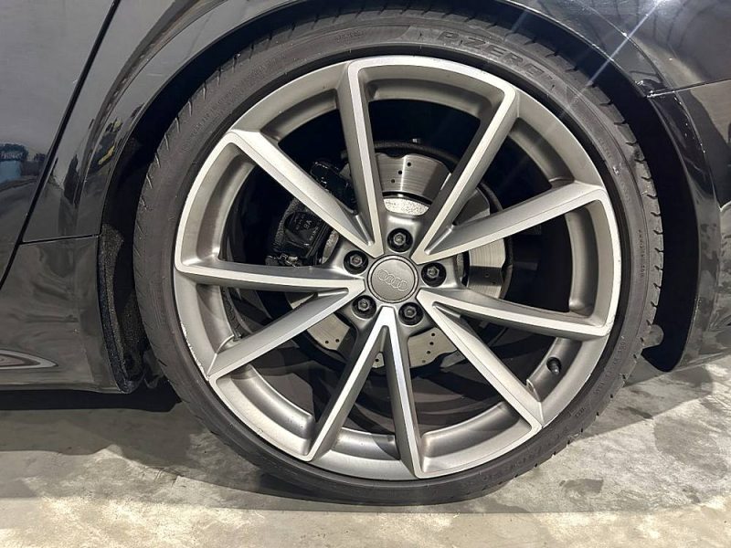 AUDI RS4 AVANT V8 4.2 FSI 450 Quattro S Tronic 7 - 2ème Main - Suivi Complet Audi - KW V3