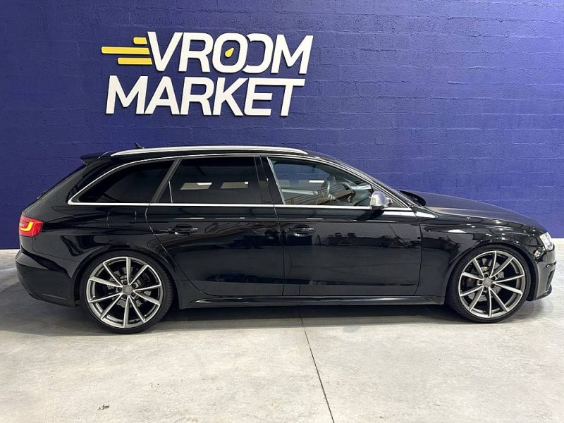 AUDI RS4 AVANT V8 4.2 FSI 450 Quattro S Tronic 7 - 2ème Main - Suivi Complet Audi - KW V3