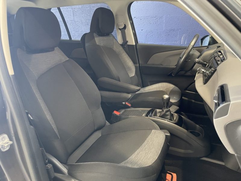 CITROEN C4 PICASSO 1.2 PureTech 130 Feel - 7 PLACES / APPLE CARPLAY / RÉVISION CITROEN