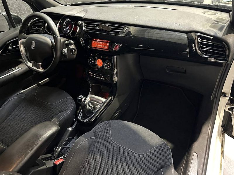 CITROEN DS3 VTi 120 Airdream So Chic